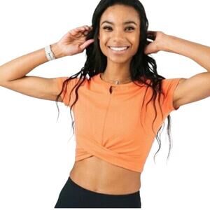 Zyia Active Coral Go To Crop Athletic Top Twist Front Medium Workout Athleisure